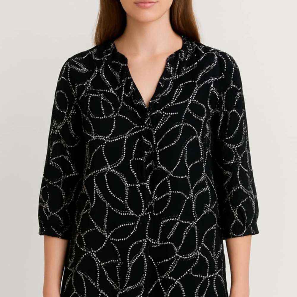 Ava & Grace Black and White Patterned Blouse